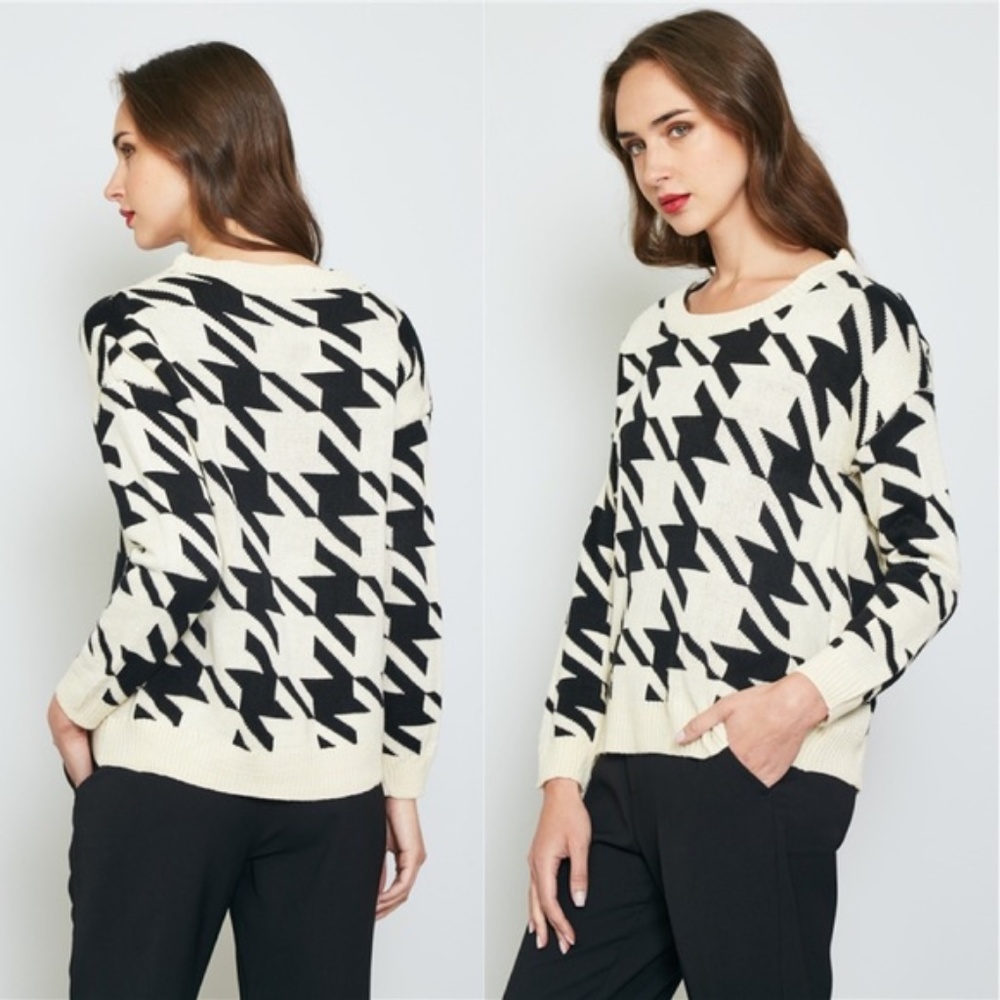 Cream/black houndstooth sweater - Picture 2 of 3